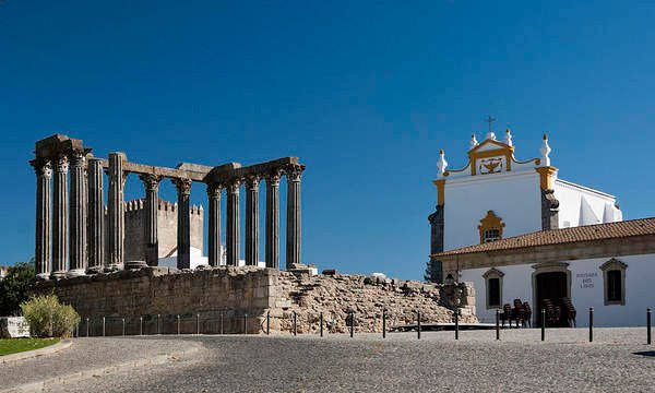 Discover the Charms of Évora: A Journey Through History and Culture