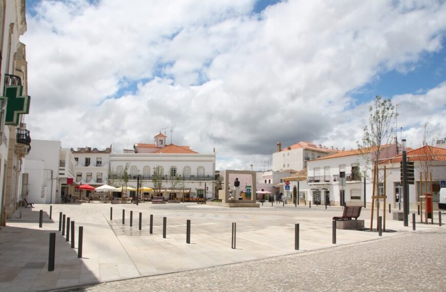 Discovering the Charms of Sawbridge: A Guide to São Brás de Alportel in Évora Region
